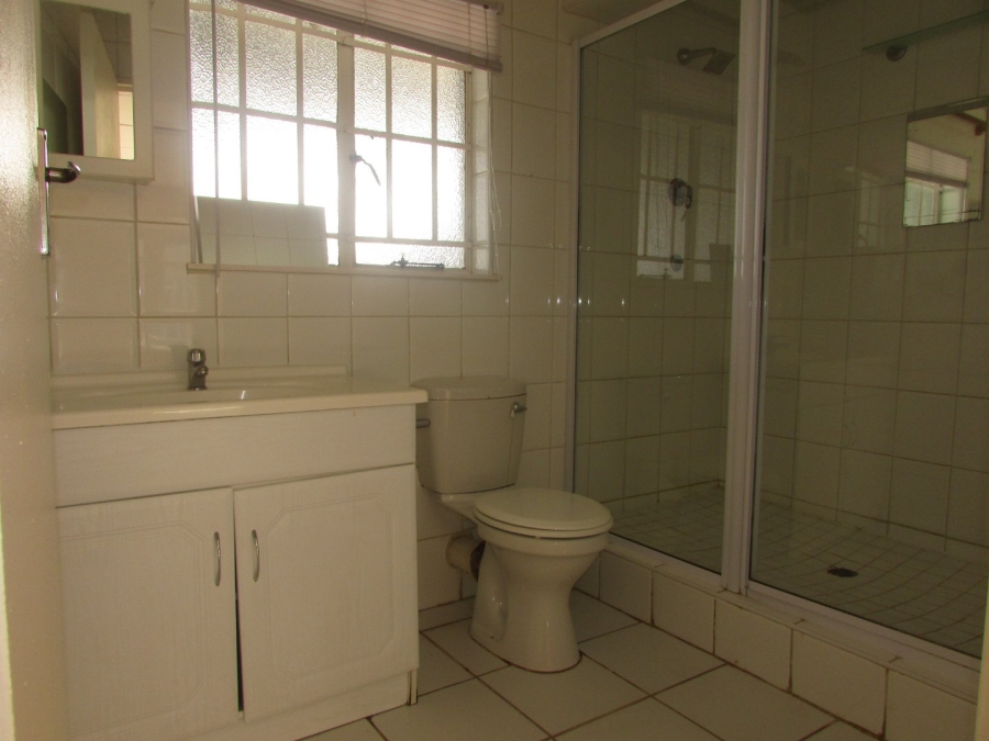 To Let 3 Bedroom Property for Rent in Heuwelsig Free State